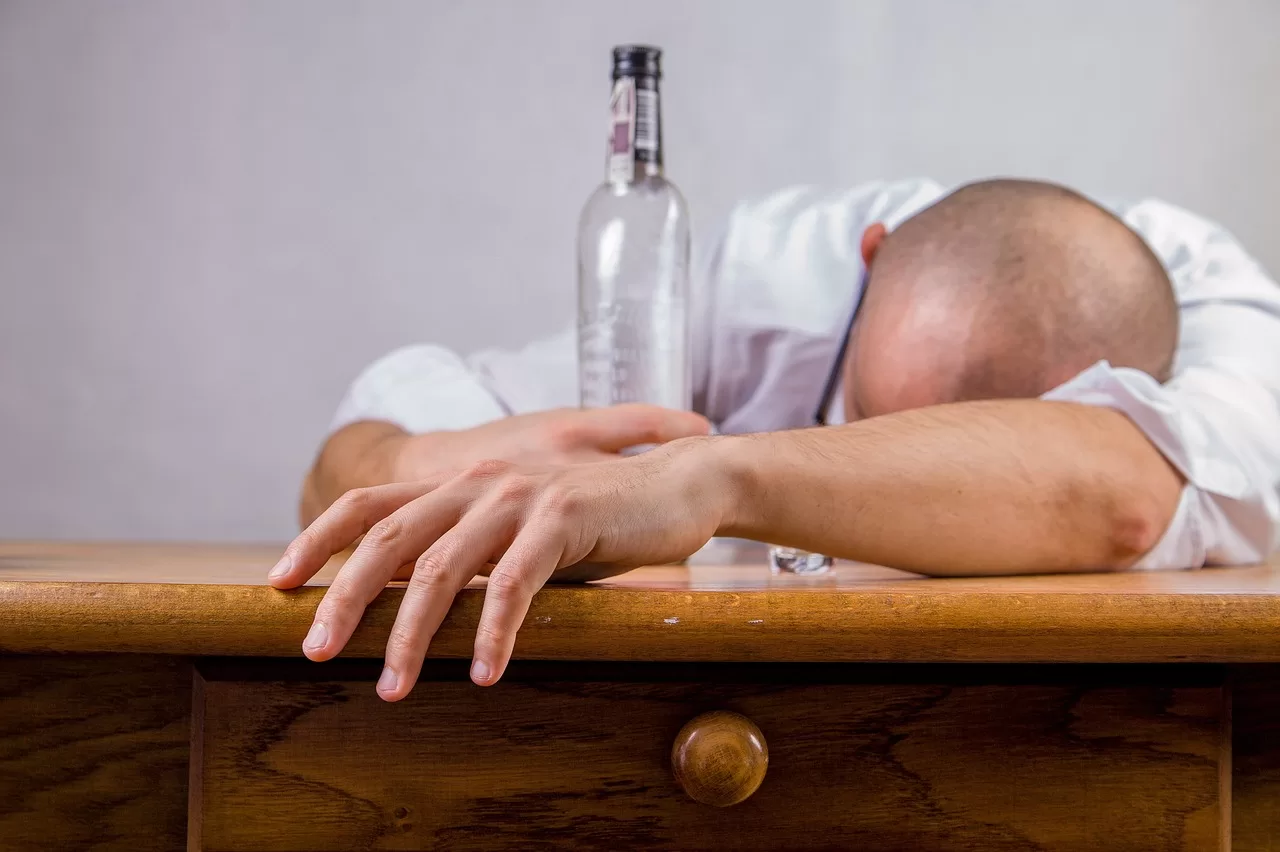 L'histoire fascinante de la création de l'alcool et ses origines